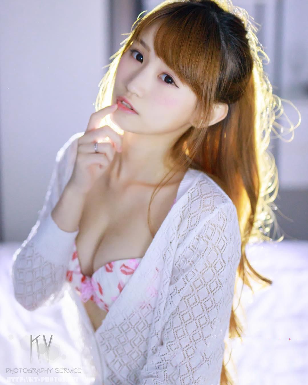 12351aa.jpg