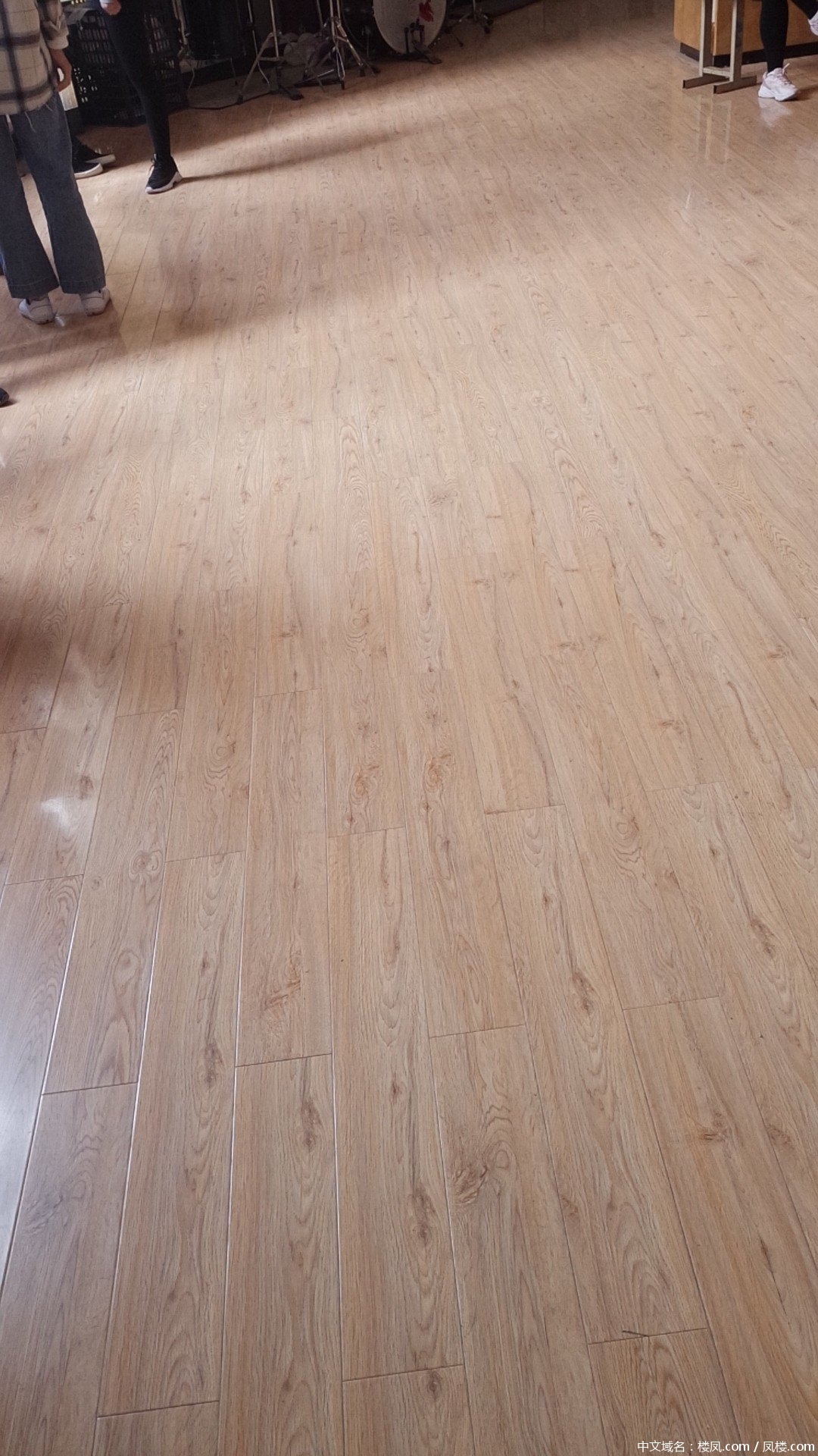 pic_042.jpg pic_042.jpg