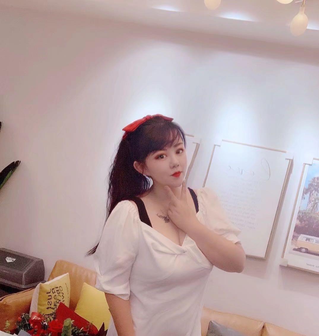 51f39da5e41b54cb20a197b5daa369cd.jpg