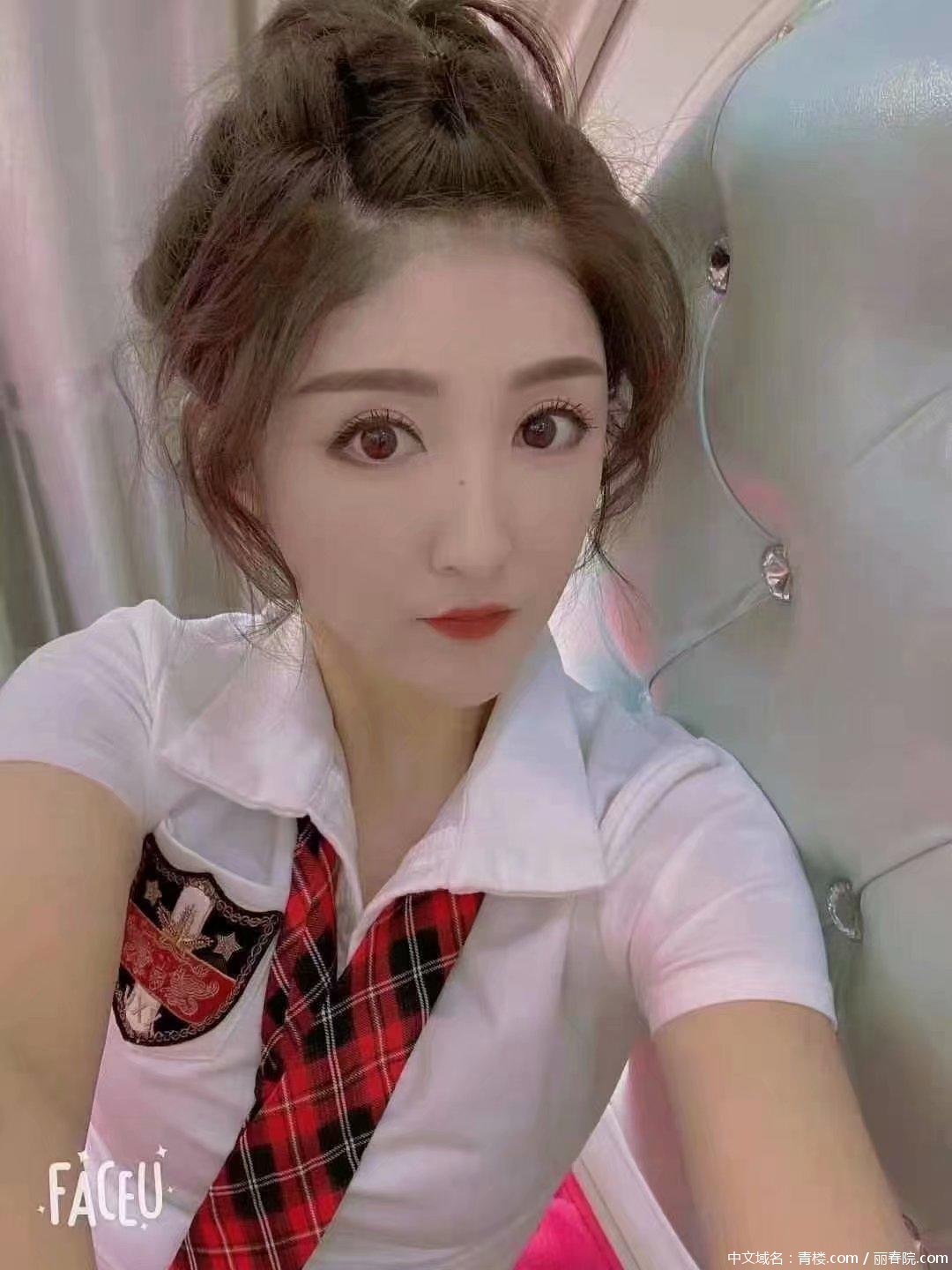 77b05ac0a1513e336fa942acd2ea593a.jpg