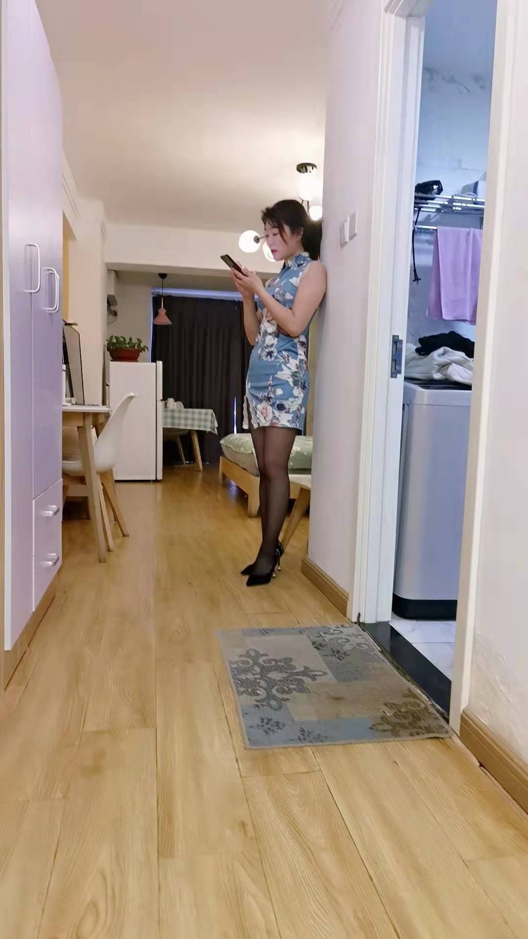 d9e171bf571d8288554689535795c792.jpg