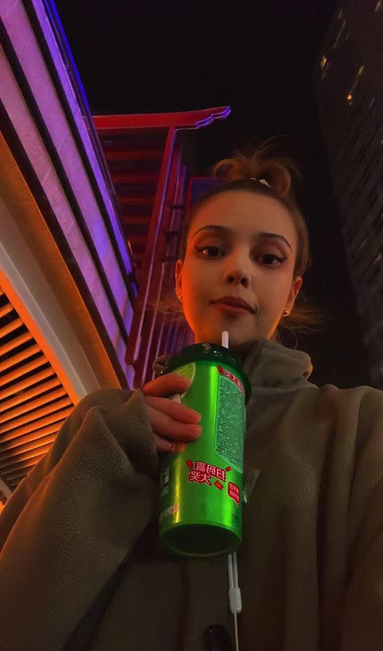 4b0860d010d942d7c1b895f7dd175f3d.jpg 4b0860d010d942d7c1b895f7dd175f3d.jpg