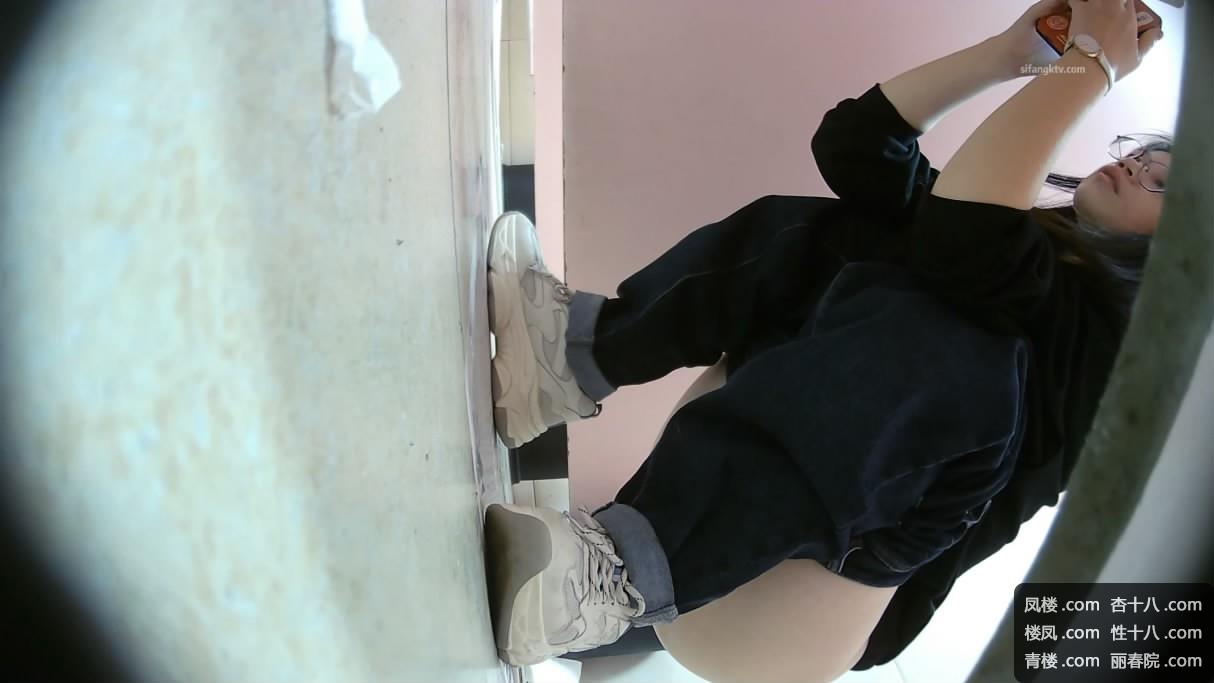 r1300_00_2820221003-133720-4.jpg r1300_00_2820221003-133720-4.jpg