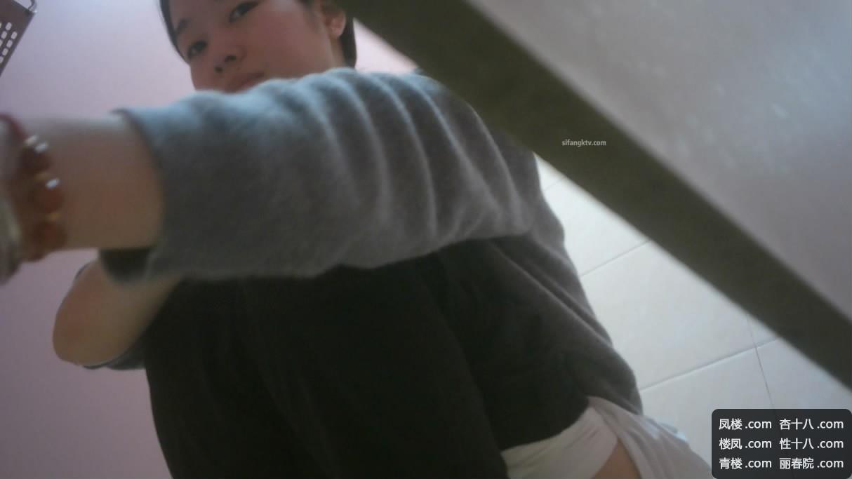 r1100_00_1420221003-133642-0.jpg r1100_00_1420221003-133642-0.jpg