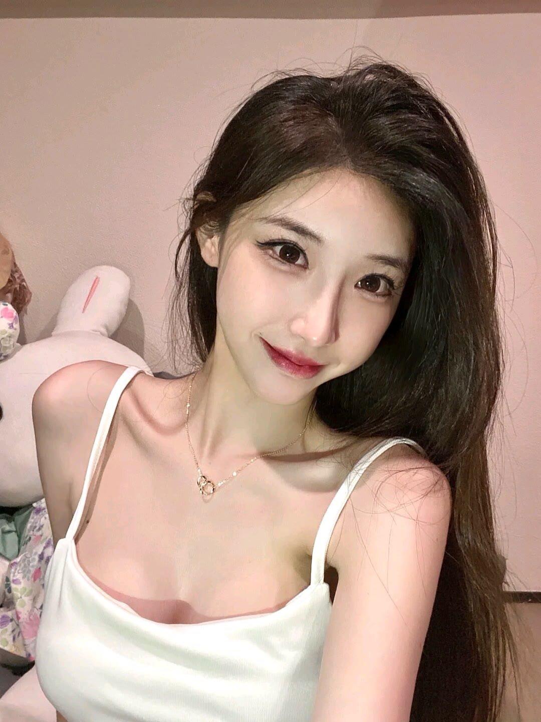 adbcdd9594487db47289478834a6809c.jpg