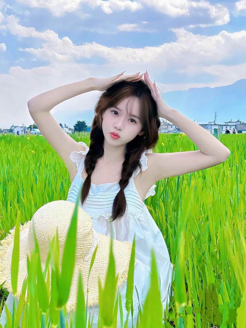 0F3C4150B6F2AA3A359F33F661621C9B.png