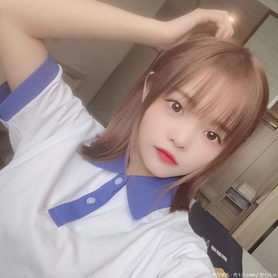 一个熟女，不过胸大