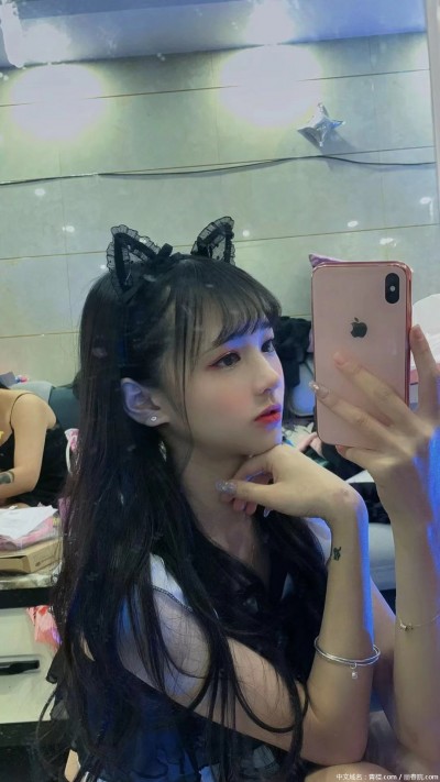 长的好清纯，好可爱